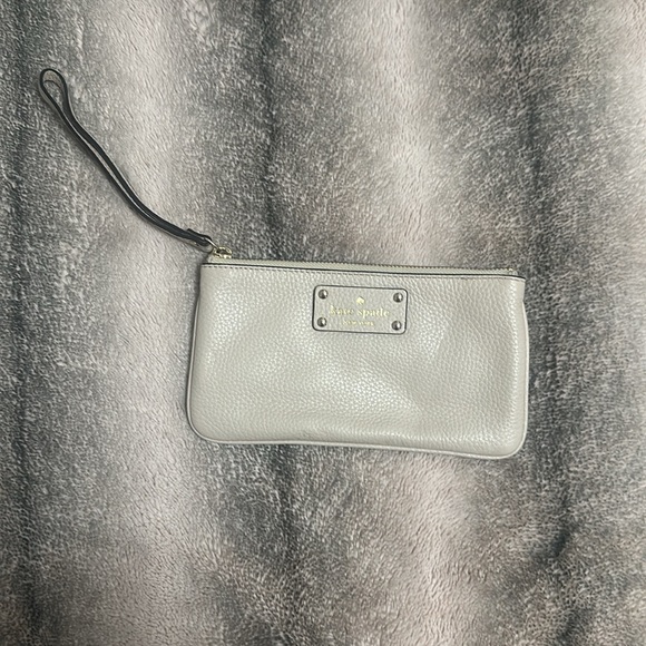 Kate Spade leather wristlet - Picture 2 of 4